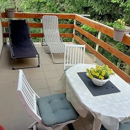 Apartament Trio Sa Terasom