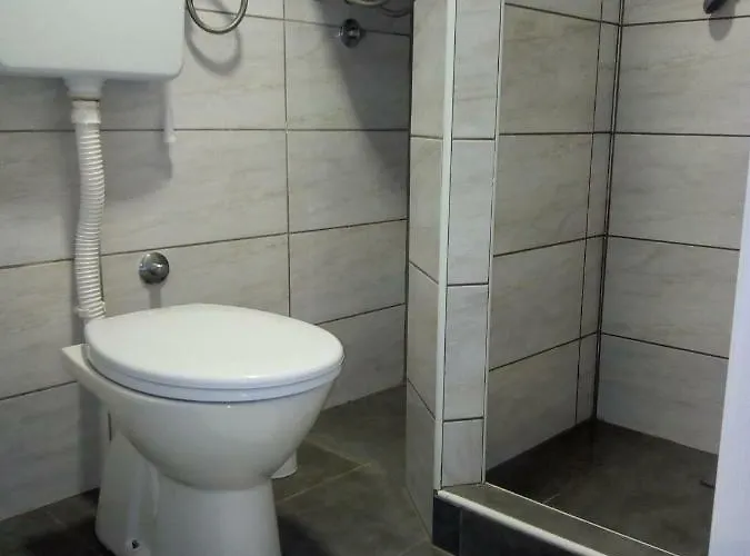 Trio Sa Terasom Apartman Divcibare